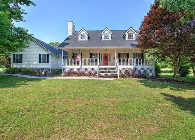 Property at 2909 Roland Hayes Pkwy SW, Calhoun, GA 30701, 3 beds, 3 baths