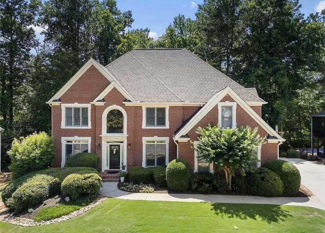 Property at 135 Welford Trce, Alpharetta, GA 30004, 6 beds, 5 baths