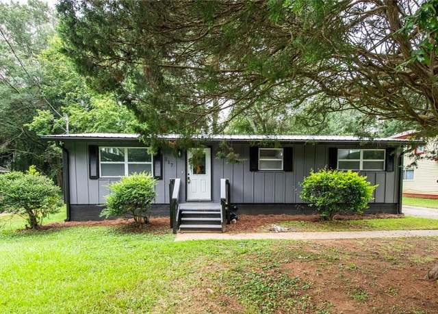 Property at 217 Harmon Ave, Carrollton, GA 30117, 2 beds, 2 baths