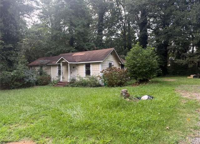 Property at 4210 Rockbridge Rd, Stone Mountain, GA 30083, 2 beds, 1 bath