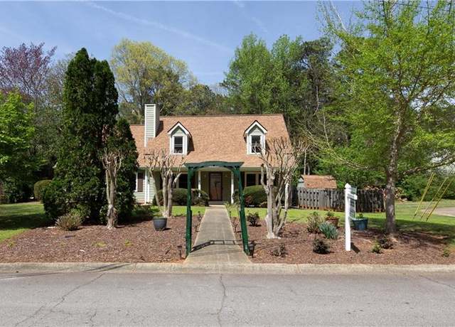 Property at 728 Slew Ave, Lawrenceville, GA 30043, 4 beds, 2 baths