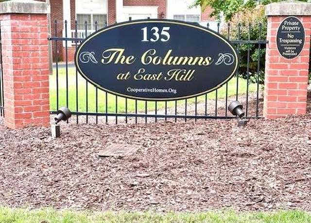 Property at 135 E Hill St #12, Decatur, GA 30030, 2 beds, 1 bath