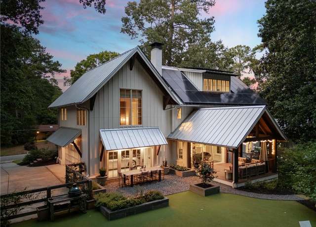 Property at 700 Edgewater Trl, Atlanta, GA 30328, 5 beds, 4.5 baths
