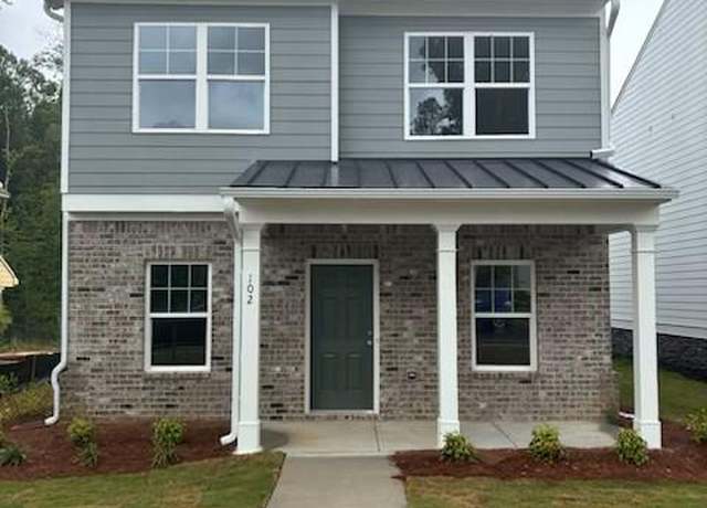 Property at 102 Berry Dr, Dawsonville, GA 30534, 3 beds, 2.5 baths