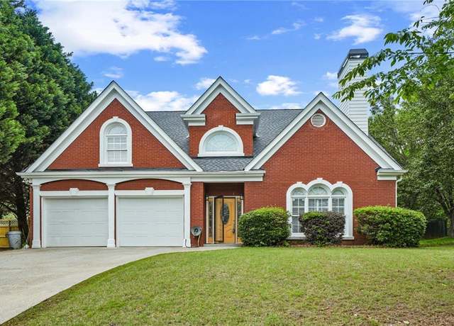 Property at 4505 Lakefield Bnd, Berkeley Lake, GA 30096, 4 beds, 2.5 baths