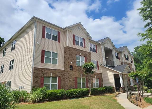 Property at 1103 Waldrop Pl, Decatur, GA 30034, 3 beds, 2 baths