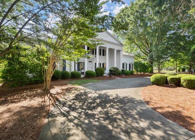 Property at 3818 Sweet Bottom Dr, Duluth, GA 30096, 6 beds, 5.5 baths