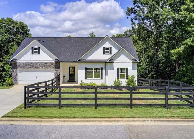 Property at 271 Moorings Run, Jasper, GA 30143, 3 beds, 2 baths