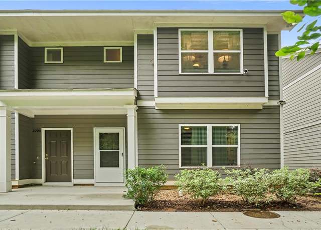 Property at 2288 Connally Pl, Atlanta, GA 30344, 3 beds, 2.5 baths