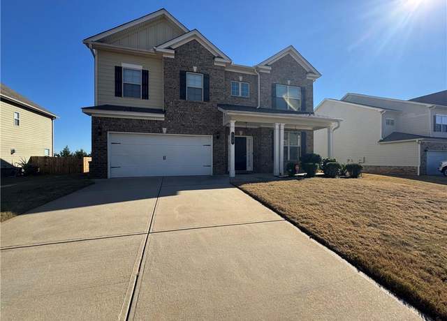 Property at 330 Piedmont Cir, Covington, GA 30016, 4 beds, 2.5 baths