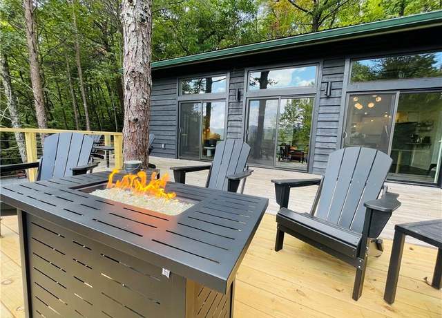 Property at 581 Clayton Gooch Rd, Dahlonega, GA 30533, 3 beds, 2 baths