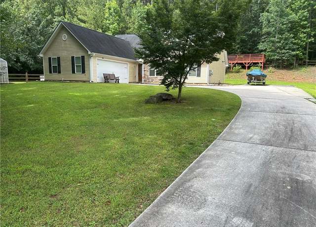 Property at 257 Clearwater Dr, Monroe, GA 30655, 3 beds, 3 baths