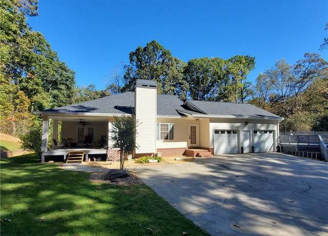 Property at 526 Antioch Church Rd, Talking Rock, GA 30175, 3 beds, 3 baths