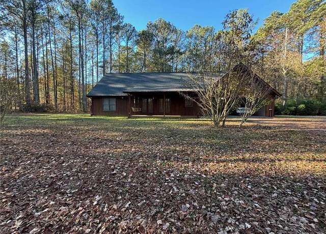 Property at 327 Ruth Dr, Newnan, GA 30265, 3 beds, 2 baths
