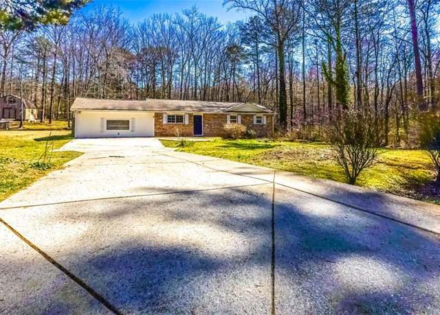 Property at 8684 Chestnut Ln, Lithia Springs, GA 30122, 3 beds, 1.5 baths