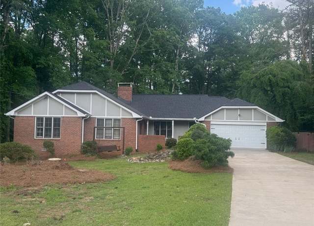 Property at 801 Sugar Creek Trl SE, Conyers, GA 30094, 3 beds, 2.5 baths
