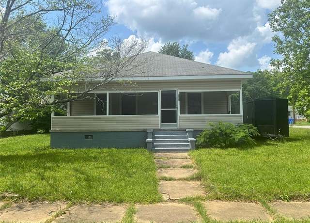 Property at 127 Taylor St, Anniston, AL 36272, 2 beds, 2 baths