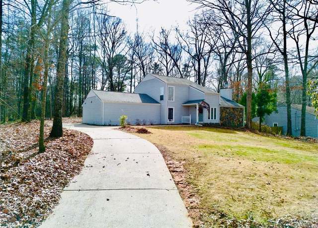 Property at 5419 S Lake Dr, Douglasville, GA 30135, 3 beds, 2 baths