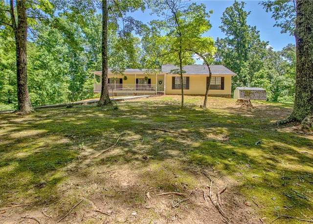 Property at 4950 Creel Rd, Chattahoochee Hills, GA 30213, 3 beds, 3 baths