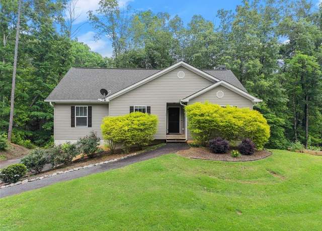 Property at 15 Baker St, Dahlonega, GA 30533, 3 beds, 2 baths