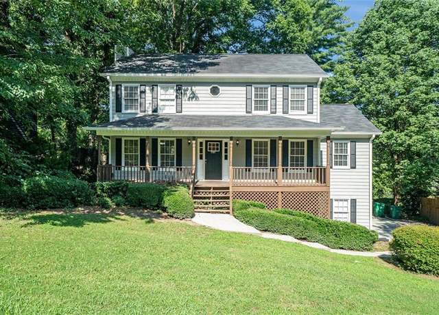 Property at 1107 Leslie Pl, Lithonia, GA 30058, 6 beds, 3.5 baths
