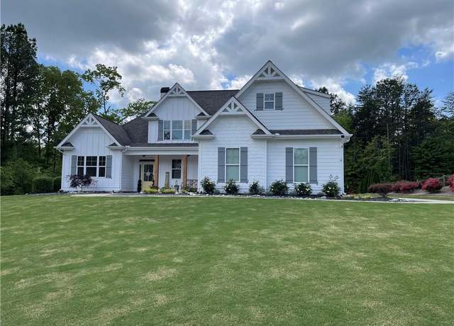 Property at 605 Red Leaf Way, Canton, GA 30114, 5 beds, 3.5 baths