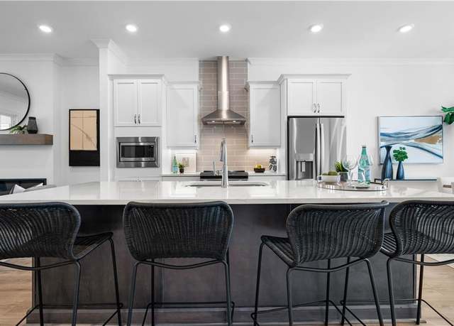 Property at 4933 Sudbrook Way #230, Peachtree Corners, GA 30092, 3 beds, 2 baths