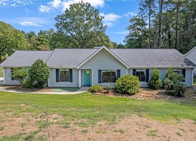 Property at 1771 Canton Hills Cir, Marietta, GA 30062, 3 beds, 2 baths