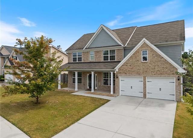 Property at 7107 Suffolk Ln, Fairburn, GA 30213, 4 beds, 3 baths