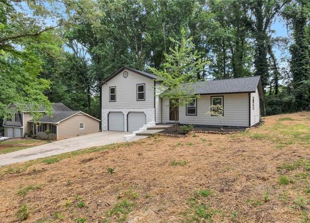 Property at 1684 Oak Ridge Way, Lawrenceville, GA 30044, 3 beds, 2 baths