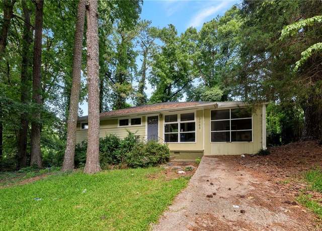 Property at 3063 Mckenzie Rd, East Point, GA 30344, 3 beds, 1 bath