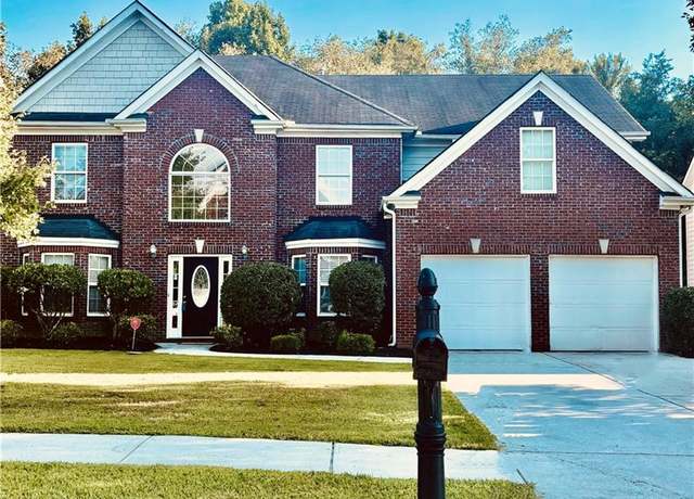 Property at 3991 Oak Field Dr, Loganville, GA 30052, 4 beds, 2.5 baths