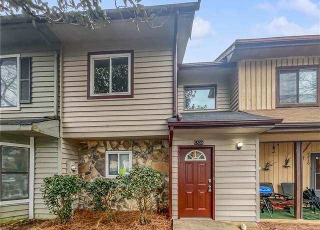 Property at 5808 Trent Walk Dr, Lithonia, GA 30038, 2 beds, 2.5 baths