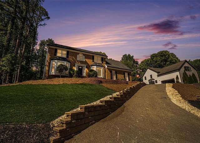 Property at 180 Spring Ridge Trce, Roswell, GA 30076, 4 beds, 2.5 baths