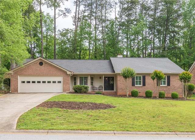 Property at 4255 Amberglade Ct, Peachtree Corners, GA 30092, 3 beds, 2 baths