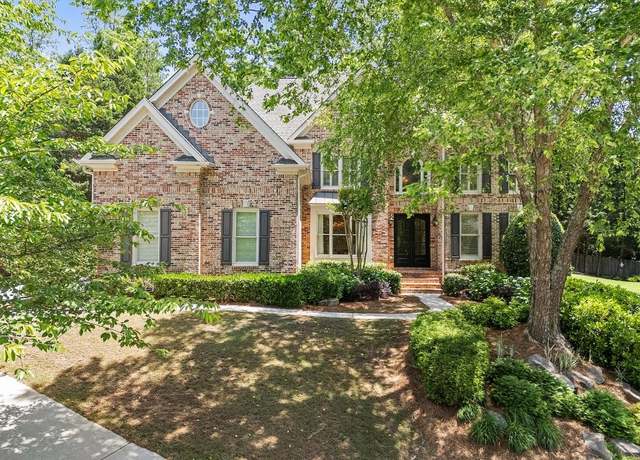 Property at 4250 Old Oak Trce, Cumming, GA 30041, 6 beds, 5 baths