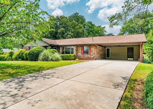 Property at 3854 Ridgewood Dr SE, Smyrna, GA 30080, 3 beds, 2 baths