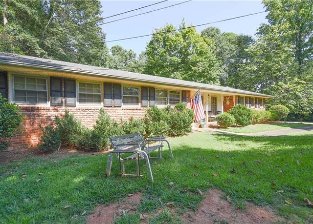Property at 25 Vickers Rd, Fairburn, GA 30213, 3 beds, 2 baths