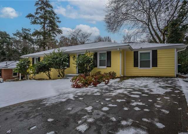 Property at 3211 Sandusky Dr, Decatur, GA 30032, 4 beds, 1.5 baths