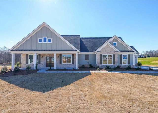 Property at 5410 Crow Dr, Cumming, GA 30041, 3 beds, 2.5 baths