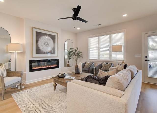 Property at 3350 Cranston Ln, Kennesaw, GA 30144, 3 beds, 3.5 baths