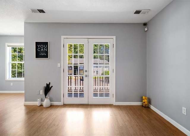 Property at 3599 Woodbriar Cir Unit G, Tucker, GA 30084, 3 beds, 2 baths