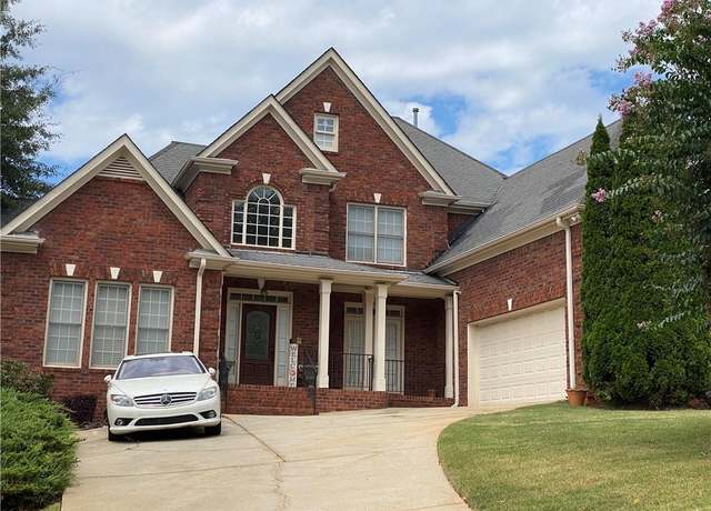 Property at 3945 Glen Park Dr, Lithonia, GA 30038, 6 beds, 3.5 baths