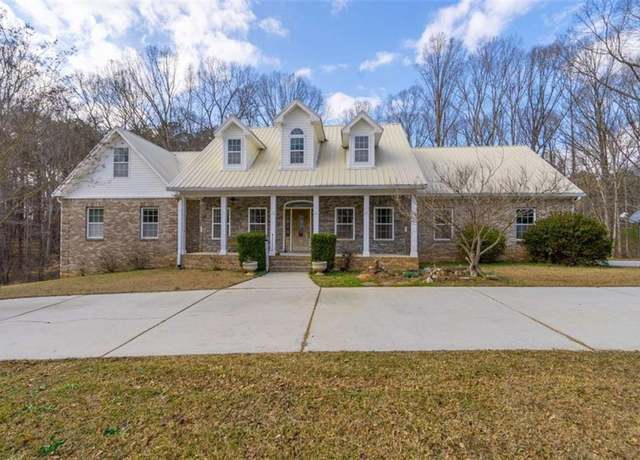 Property at 550 Oak Ridge Dr, Oxford, GA 30054, 4 beds, 4 baths