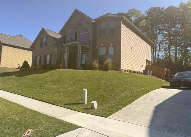 Property at 3798 Spring Place Ct, Loganville, GA 30052, 4 beds, 3 baths