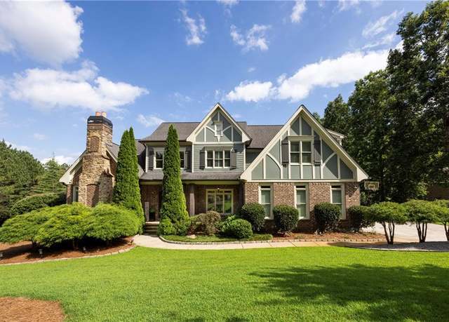 Property at 2164 Northern Oak Dr, Braselton, GA 30517, 6 beds, 4.5 baths