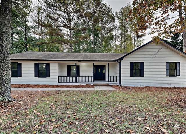 Property at 245 Southmoor Cir, Stockbridge, GA 30281, 3 beds, 2 baths