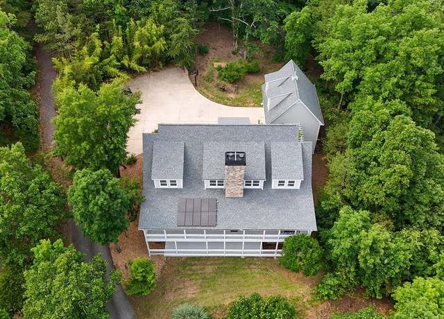 Property at 2216 Trammel Rd, Cumming, GA 30041, 5 beds, 5.5 baths