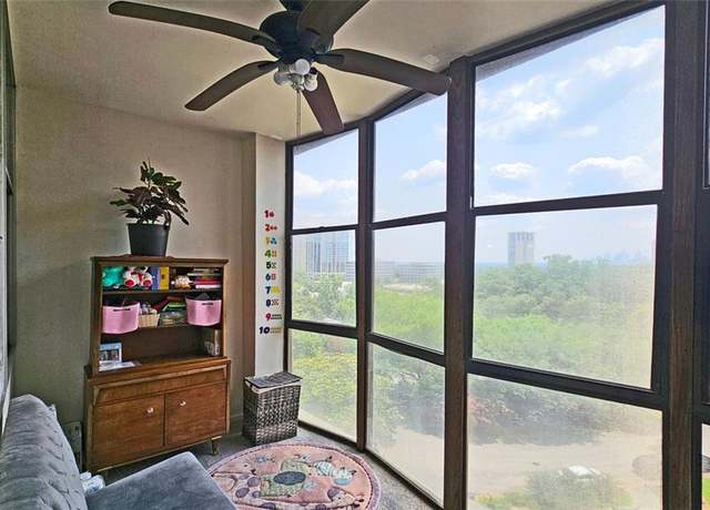 Property at 3060 Pharr Court North Ct NW #719, Atlanta, GA 30305, 1 bed, 1 bath