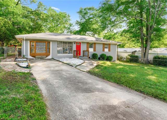 Property at 1082 Green Valley Dr NW, Conyers, GA 30012, 3 beds, 2 baths